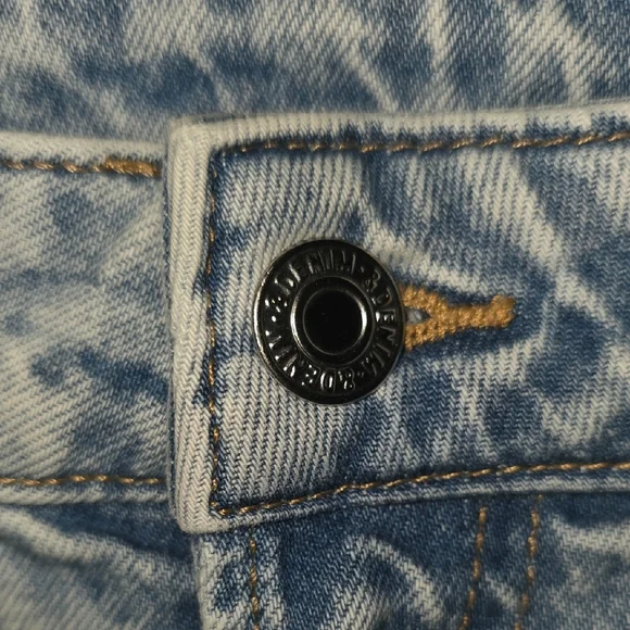 Women's Light Blue Straight Leg Jeans - Picture 3 of 4